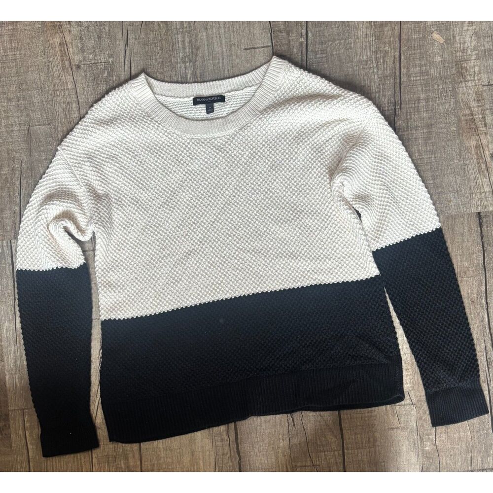 Banana Republic Men’s Sweater Size M Black White Colorblock Knit Crewneck‎